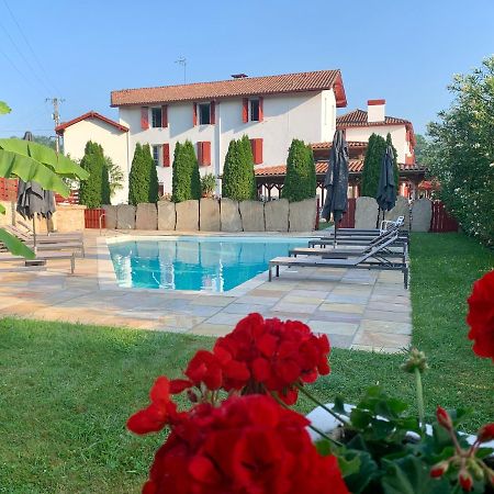 Hotel Restaurant Txistulari Itxassou Zewnętrze zdjęcie